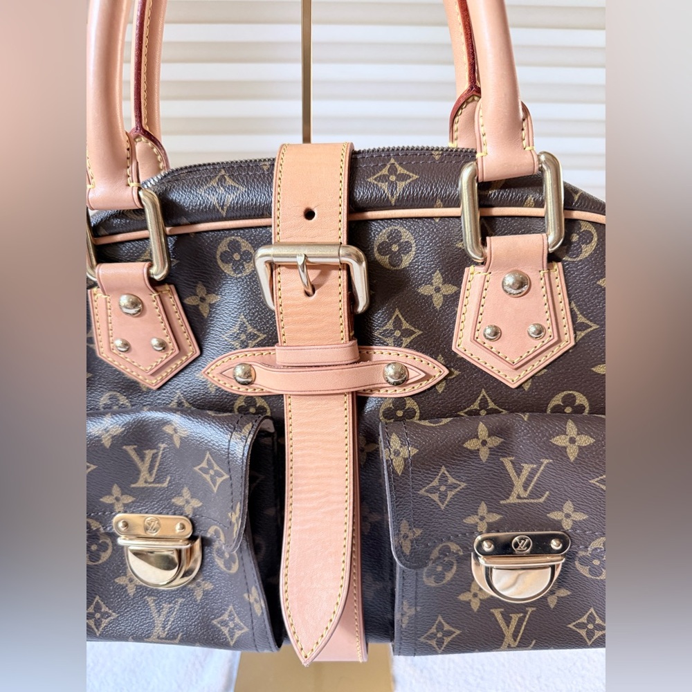 Louis Vuitton Monogram PM Manhattan Handbag - Picture 2 of 13